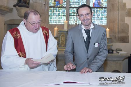 Signature des registres Mariage Finistere